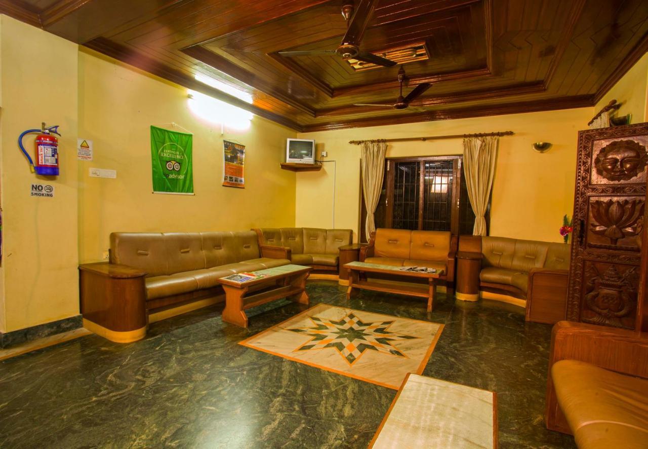 Hotel Trip Покхара Экстерьер фото